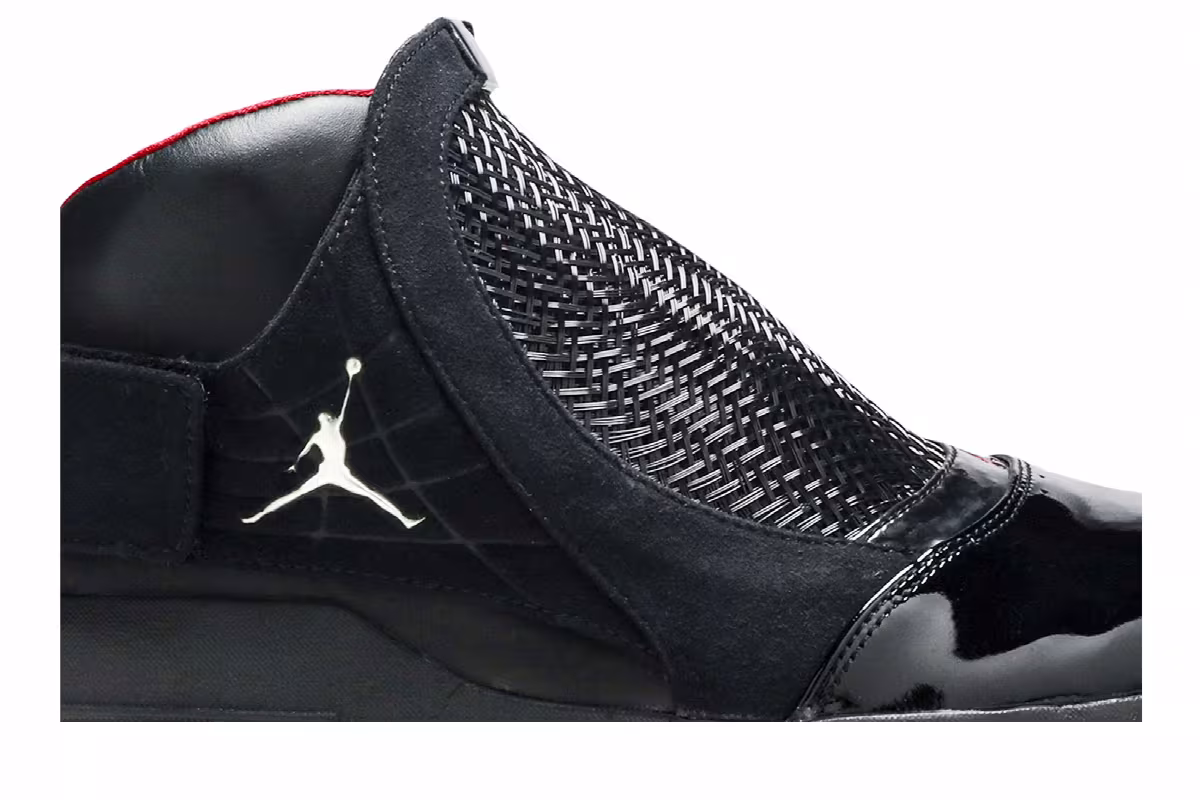 Air Jordan 19 OG Bred, view 3