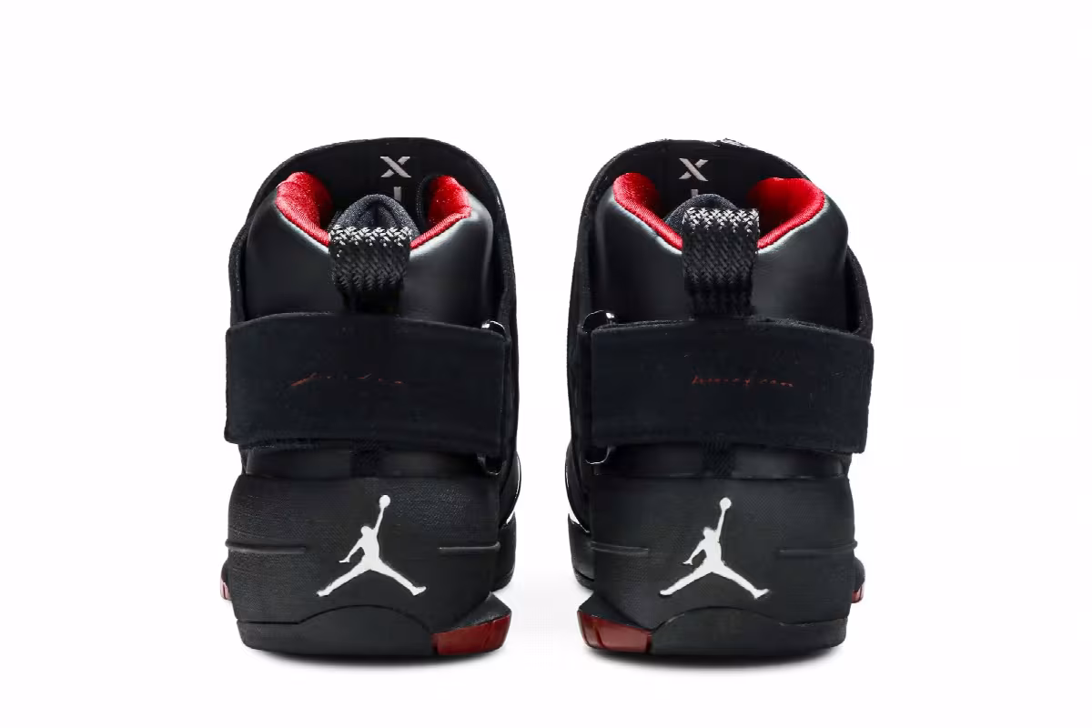 Air Jordan 19 OG Bred, view 7