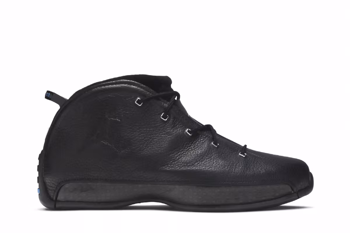 Air Jordan 18.5 OG Black Chrome, view 2