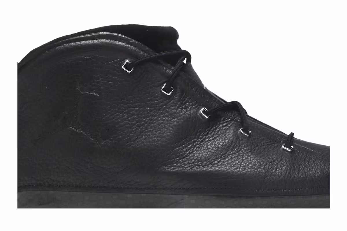 Air Jordan 18.5 OG Black Chrome, view 3