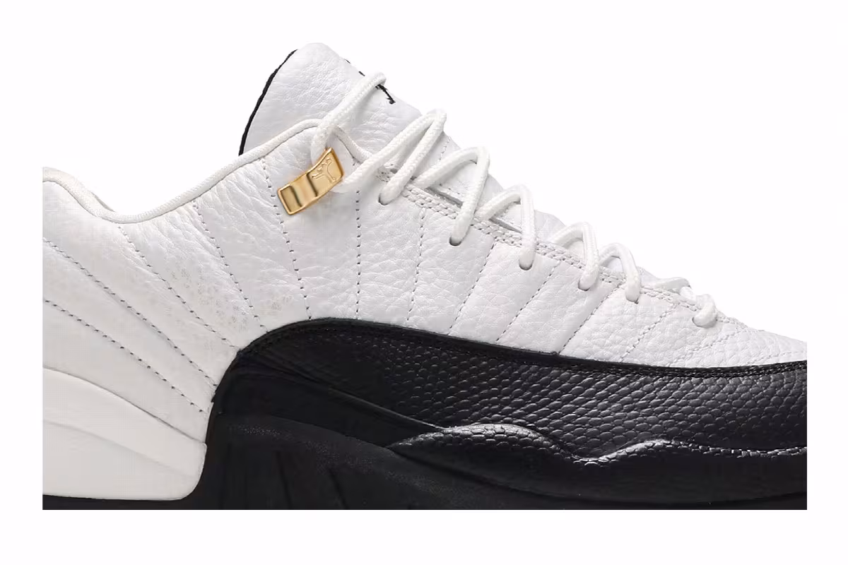 Air Jordan 12 Low Taxi 2004, view 3