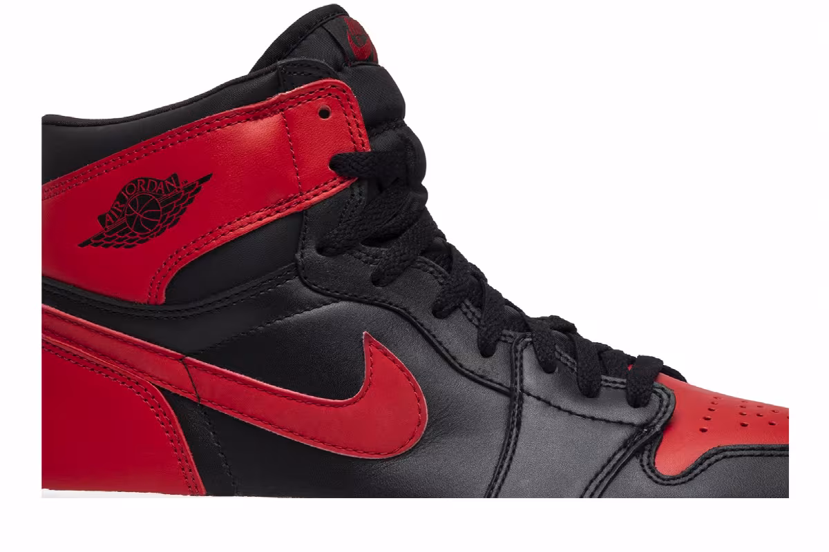 Air Jordan 1 Bred 2001, view 3