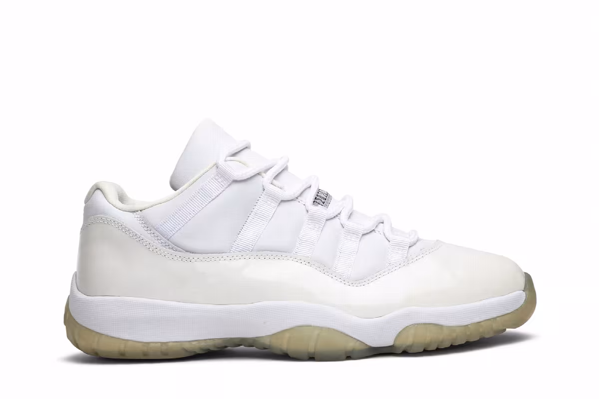 Air Jordan 11 Low White Light Zen Grey, view 2