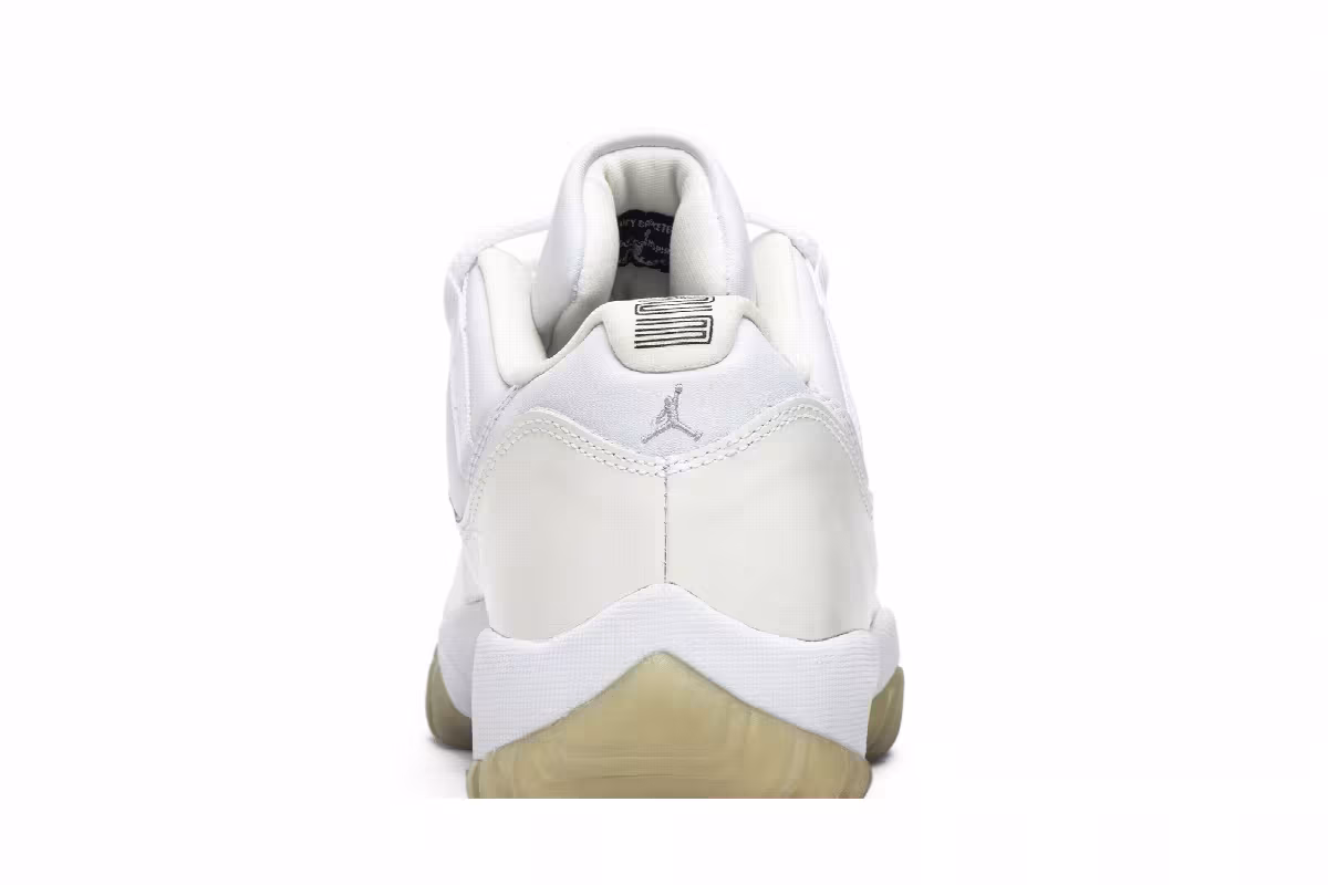 Air Jordan 11 Low White Light Zen Grey, view 8