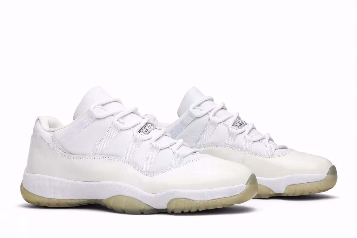 Air Jordan 11 Low White Light Zen Grey, view 9