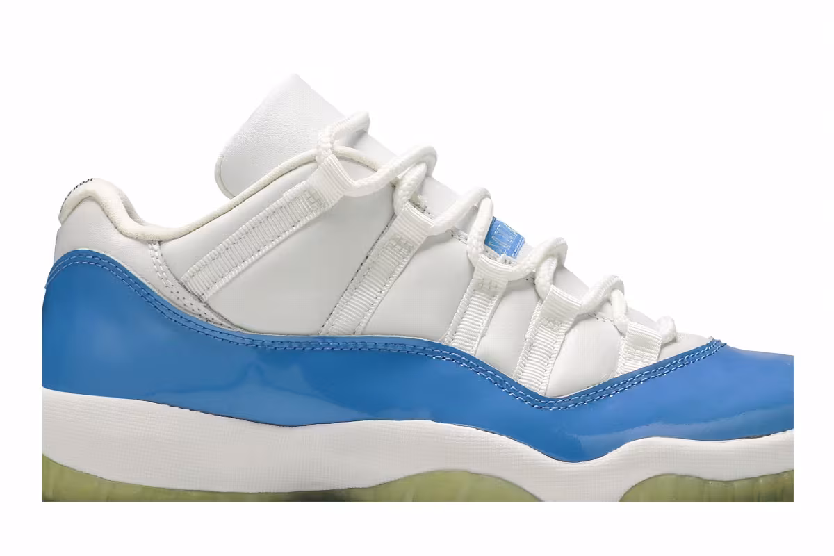 Air Jordan 11 Low Columbia 2001, view 3