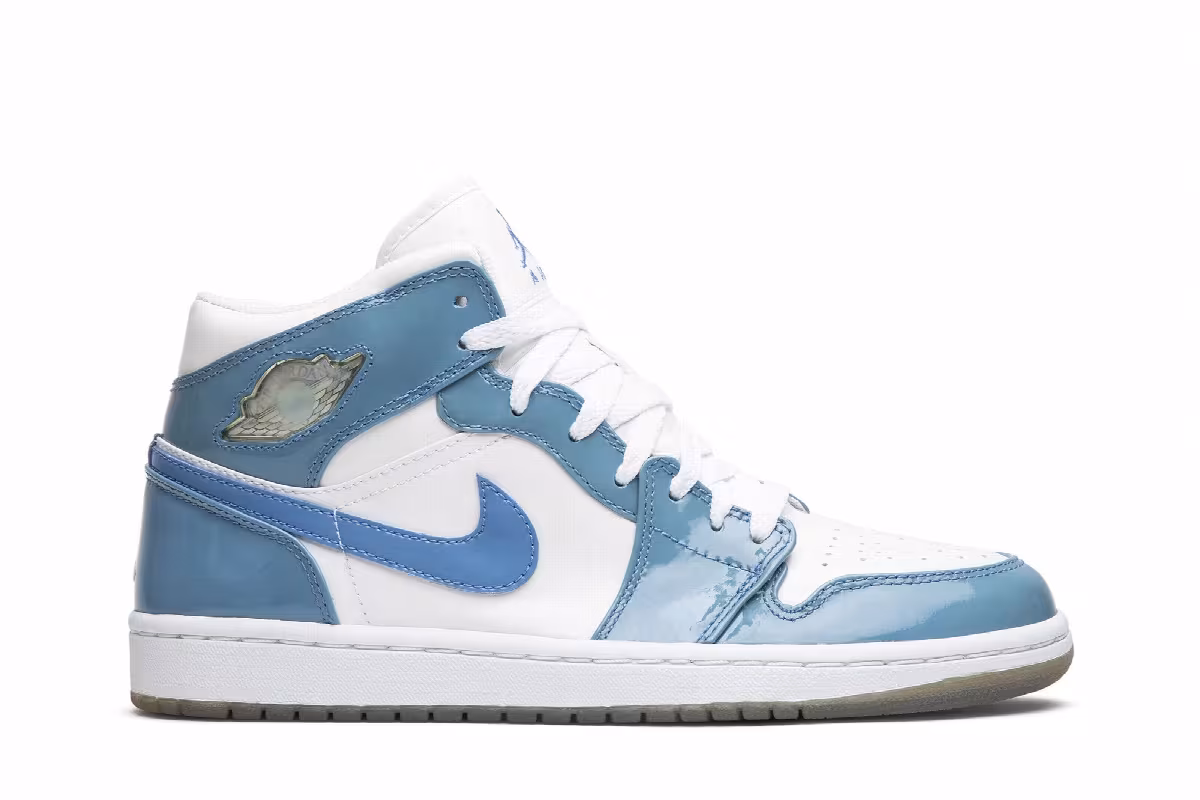 Air Jordan 1 UNC Patent, view 2