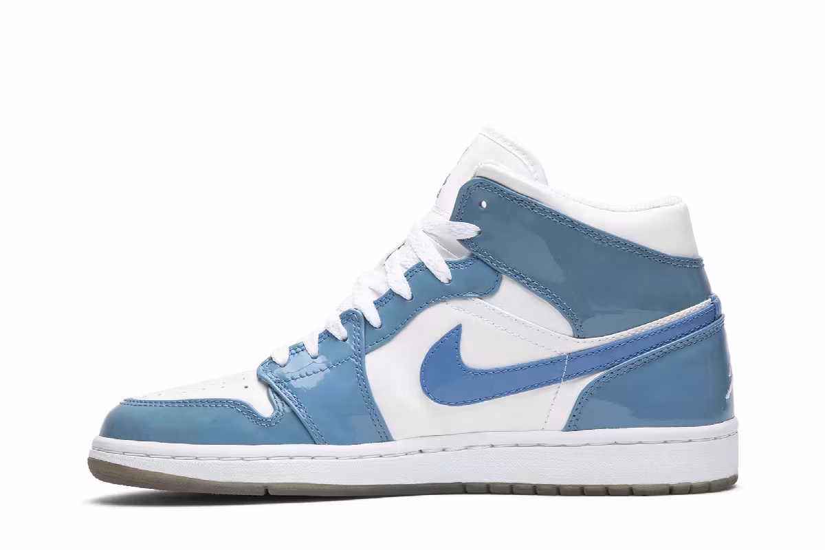 Air Jordan 1 UNC Patent, view 4