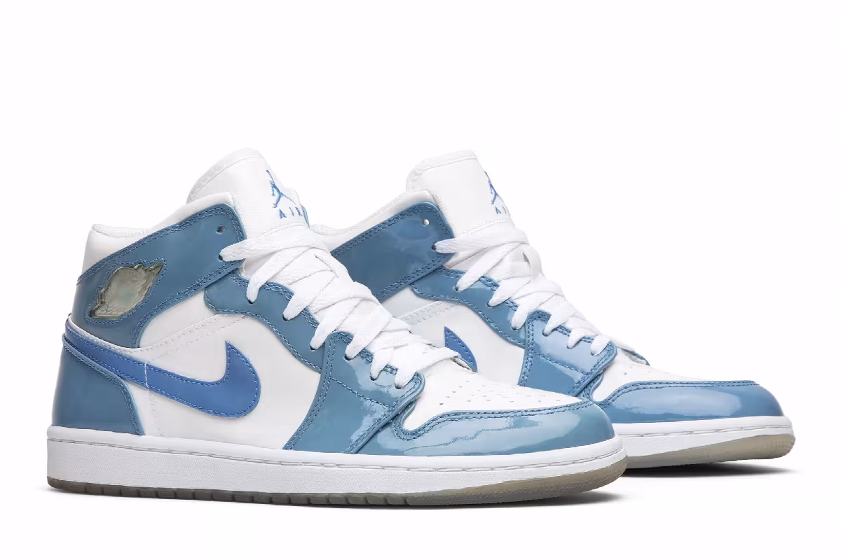 Air Jordan 1 UNC Patent, view 9
