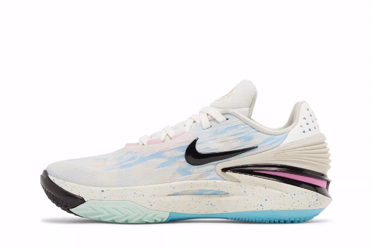 Nike Women's Air Zoom GT Cut 2 Sail Pink Spell, view 4