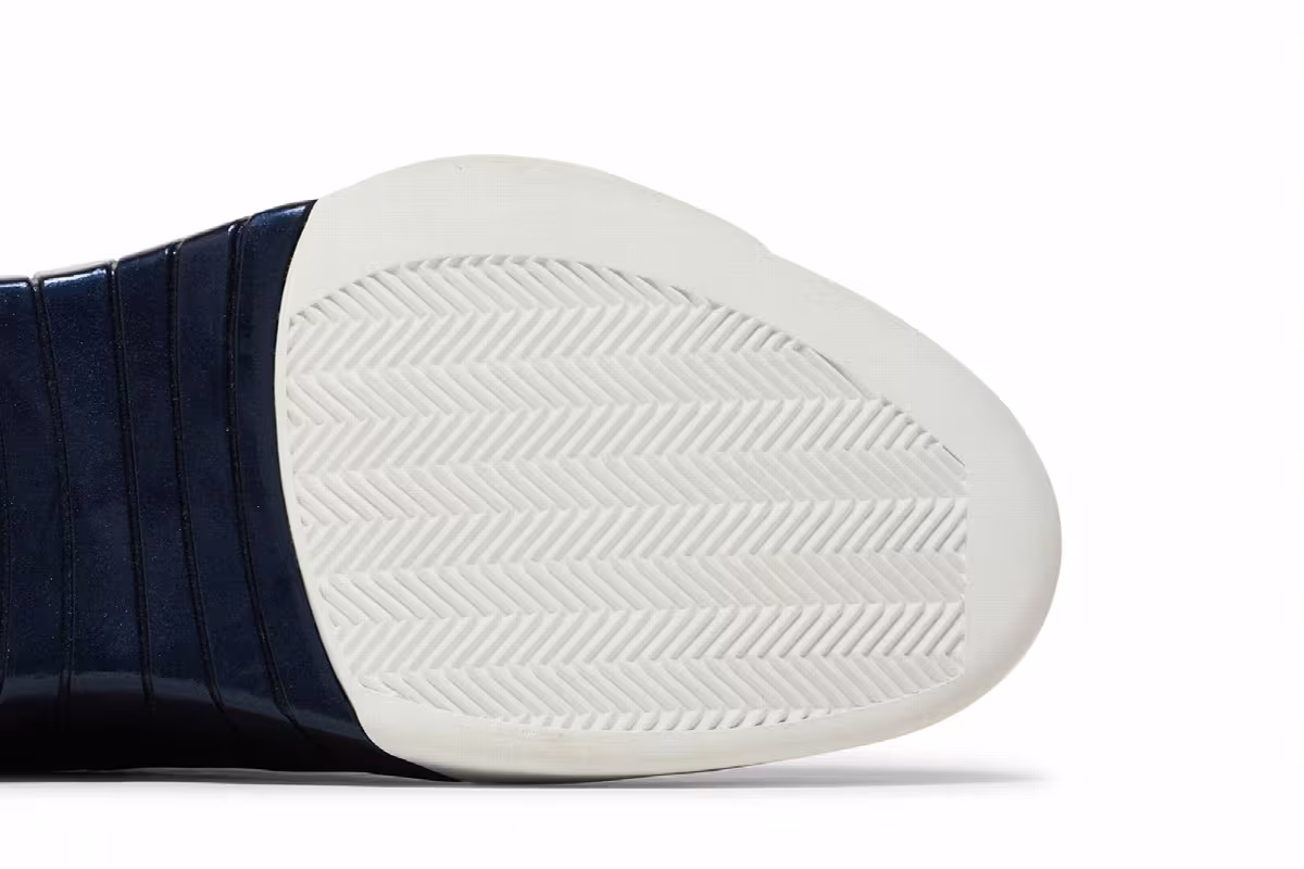 Air Jordan 15 OG Obsidian 2000, view 6
