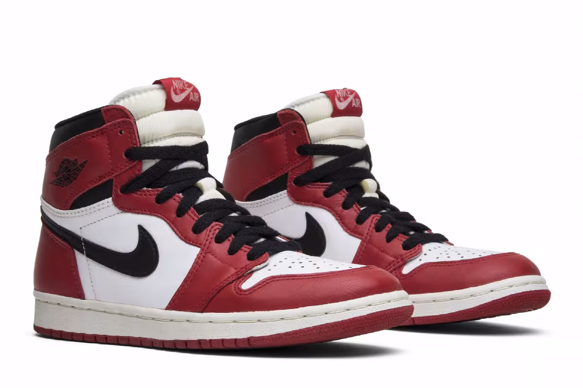 Air Jordan 1 High Chicago 1994, view 9