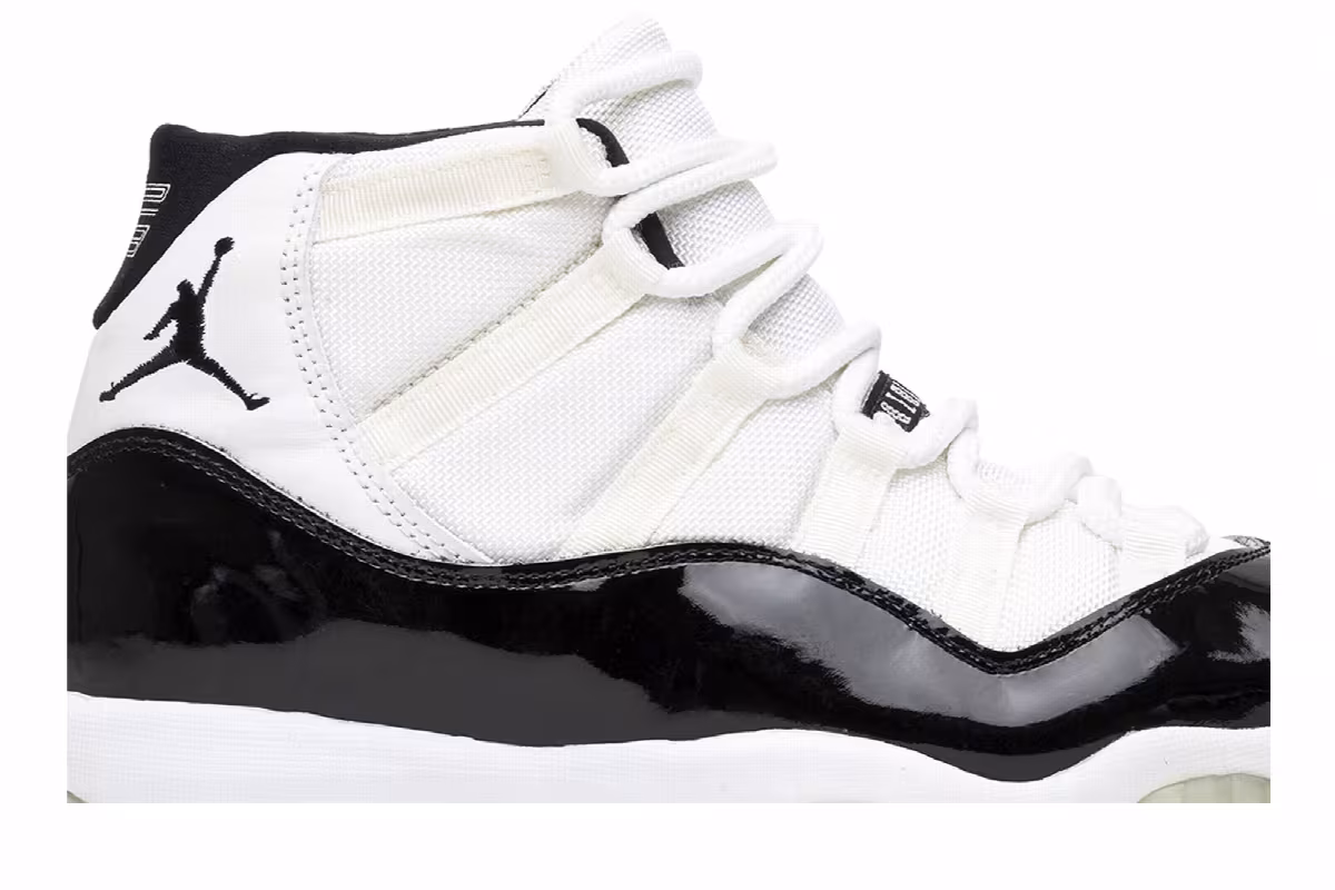 Air Jordan 11 OG Concord 1995, view 3