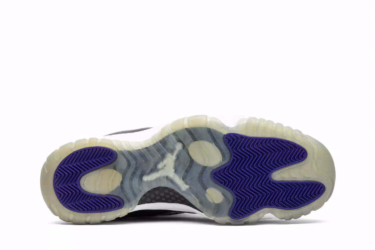 Air Jordan 11 OG Concord 1995, view 5