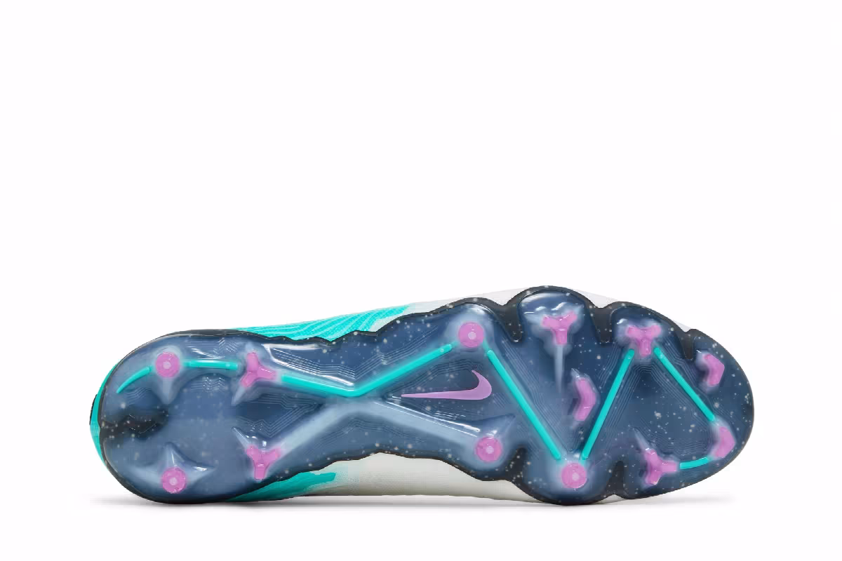 Nike Phantom GX Elite Gripknit DF FG Peak Ready Pack, view 5