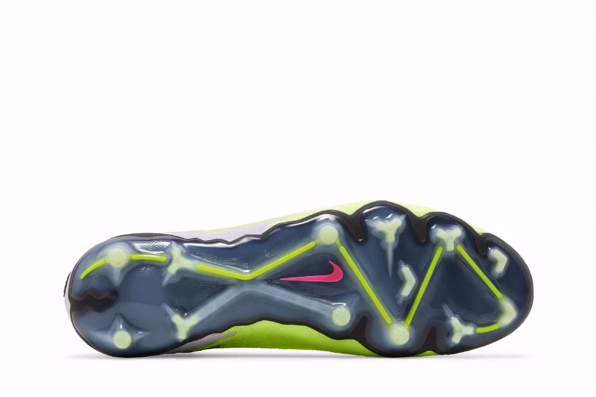 Nike Phantom GX Elite Gripknit DF FG Luminous Pack, view 5