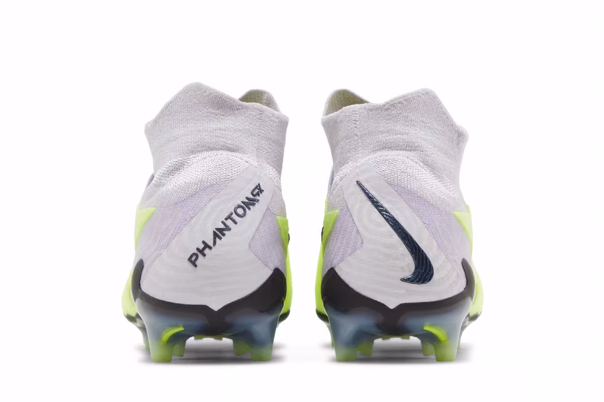 Nike Phantom GX Elite Gripknit DF FG Luminous Pack, view 7