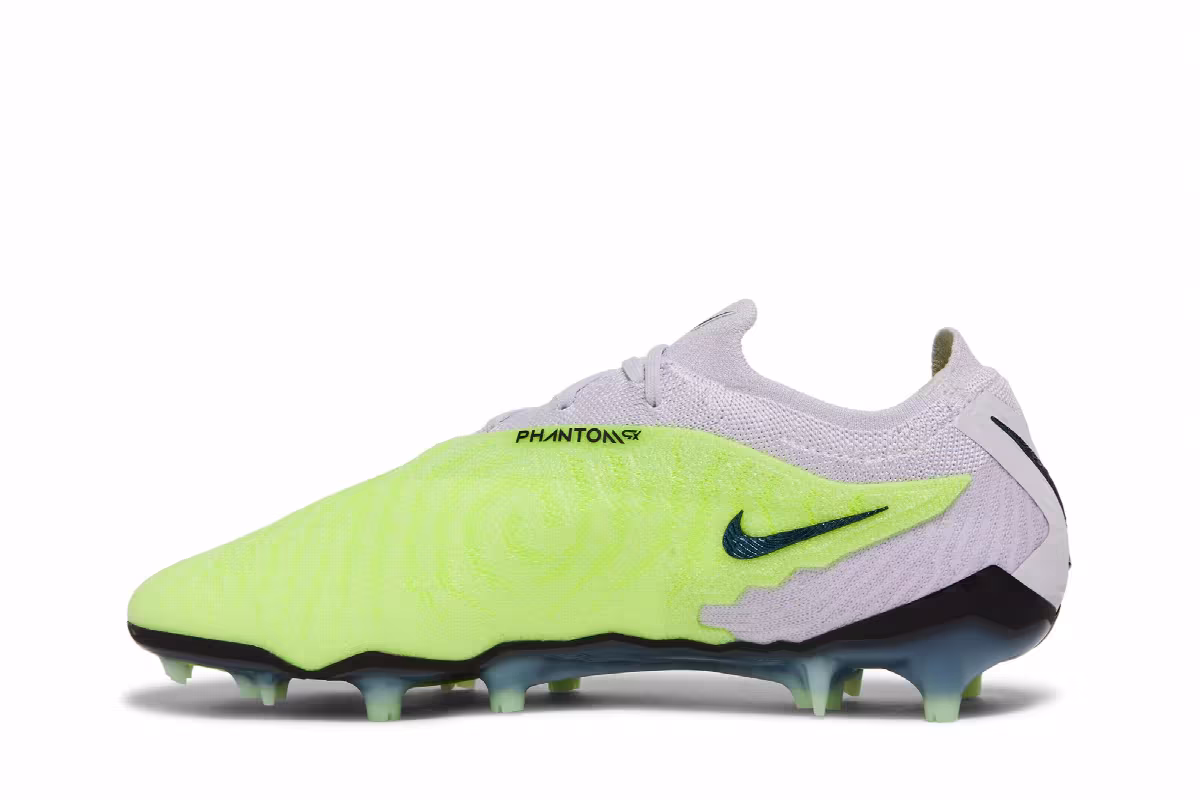 Nike Phantom GX Elite Gripknit FG Luminous Pack, view 4