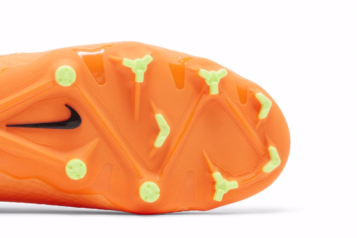 Nike Phantom GX Academy DF WC FG MG United Pack, view 6