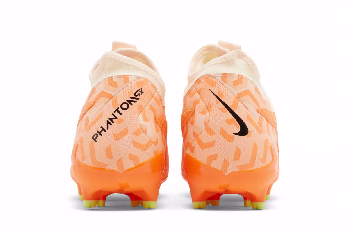 Nike Phantom GX Academy DF WC FG MG United Pack, view 7
