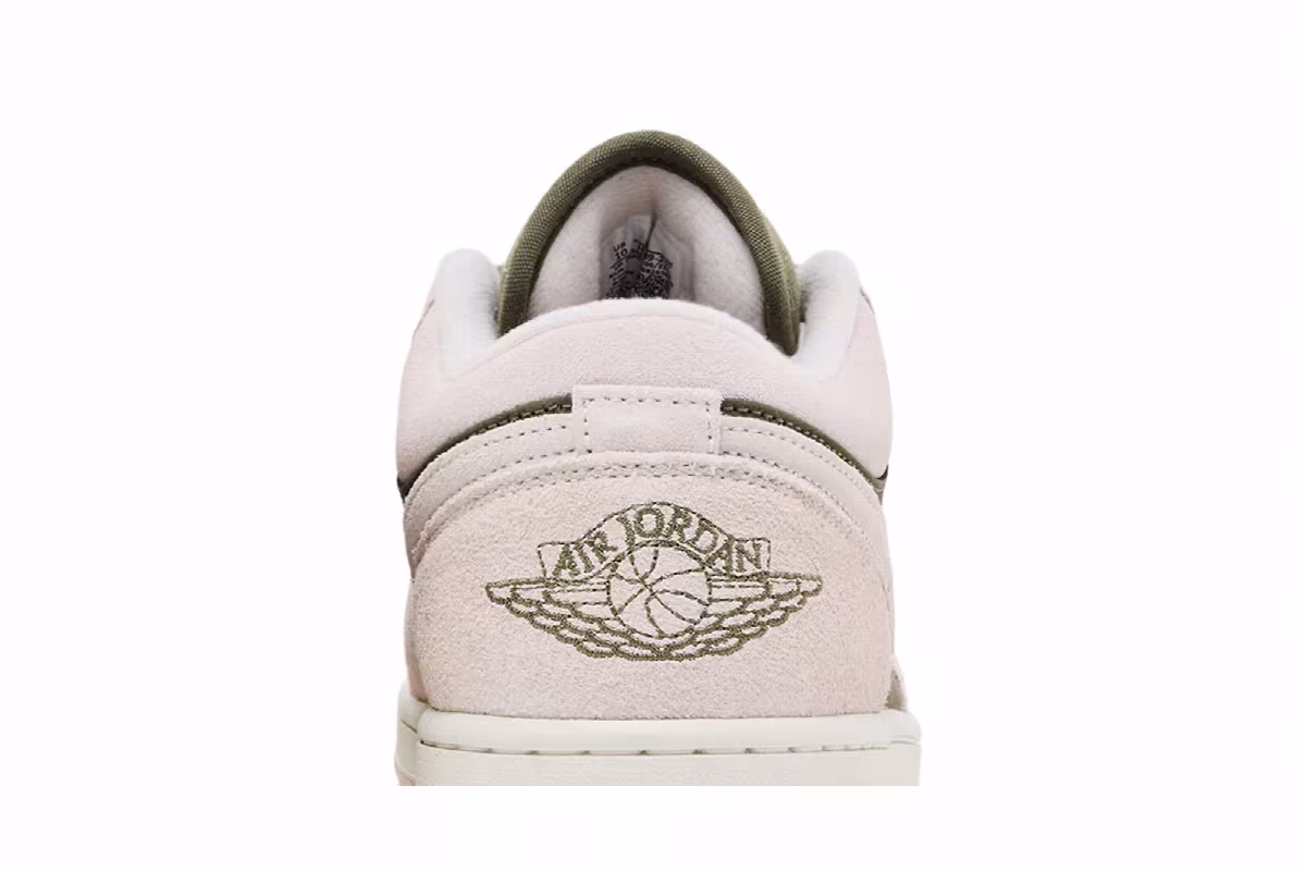 Air Jordan 1 Low Medium Olive, view 8