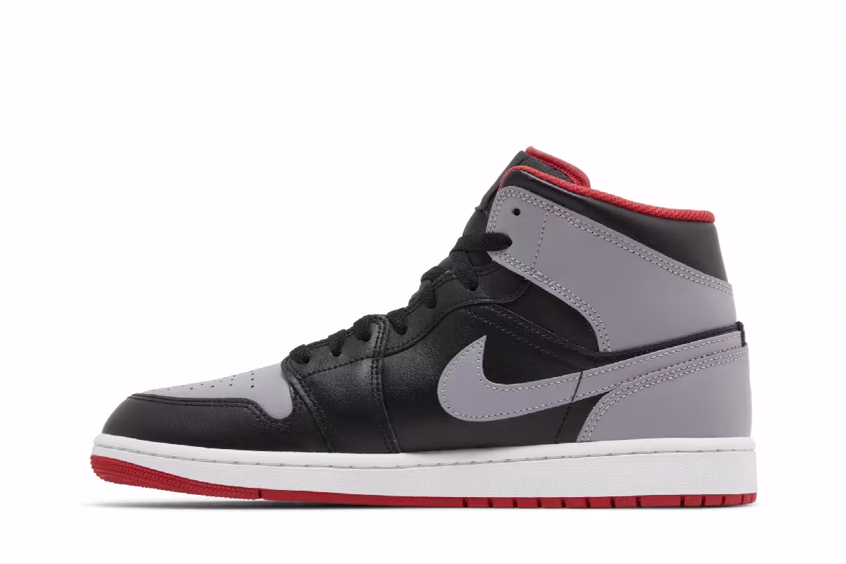 Air Jordan 1 Mid Bred Shadow, view 4