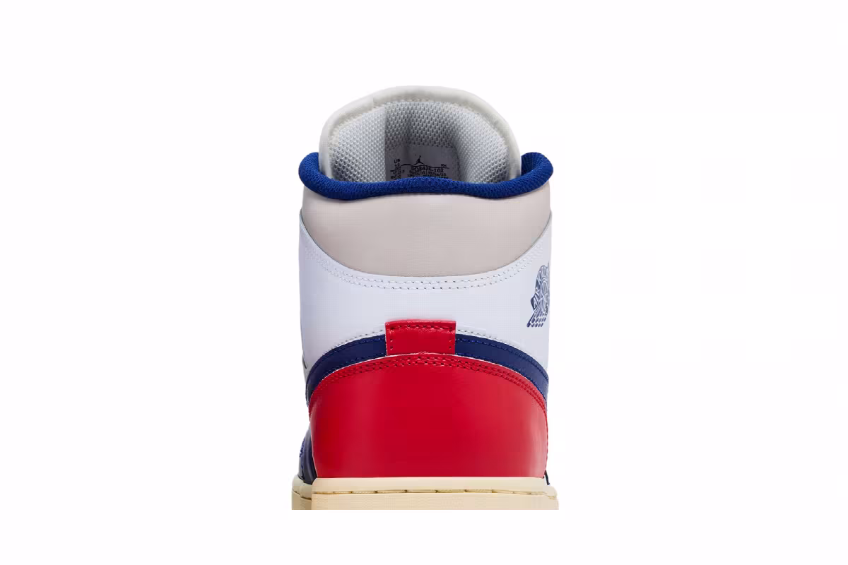 Air Jordan 1 Mid Rare Air, view 8