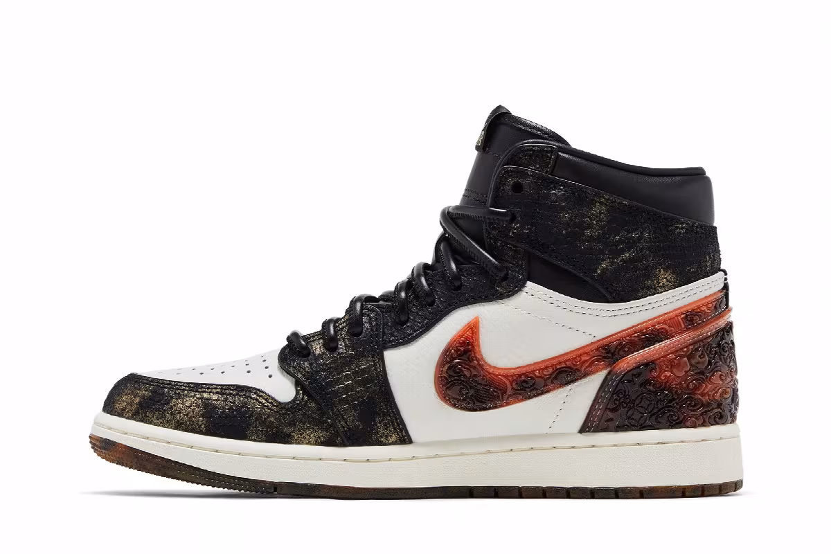 Air Jordan 1 High OG Year of the Snake, view 4