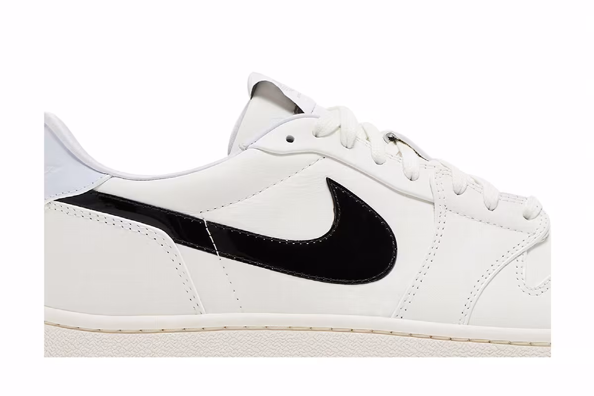 Air Jordan 1 Low Wings - French Blue, view 3