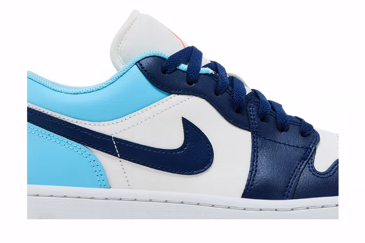 Air Jordan 1 Low Blue Chill, view 3