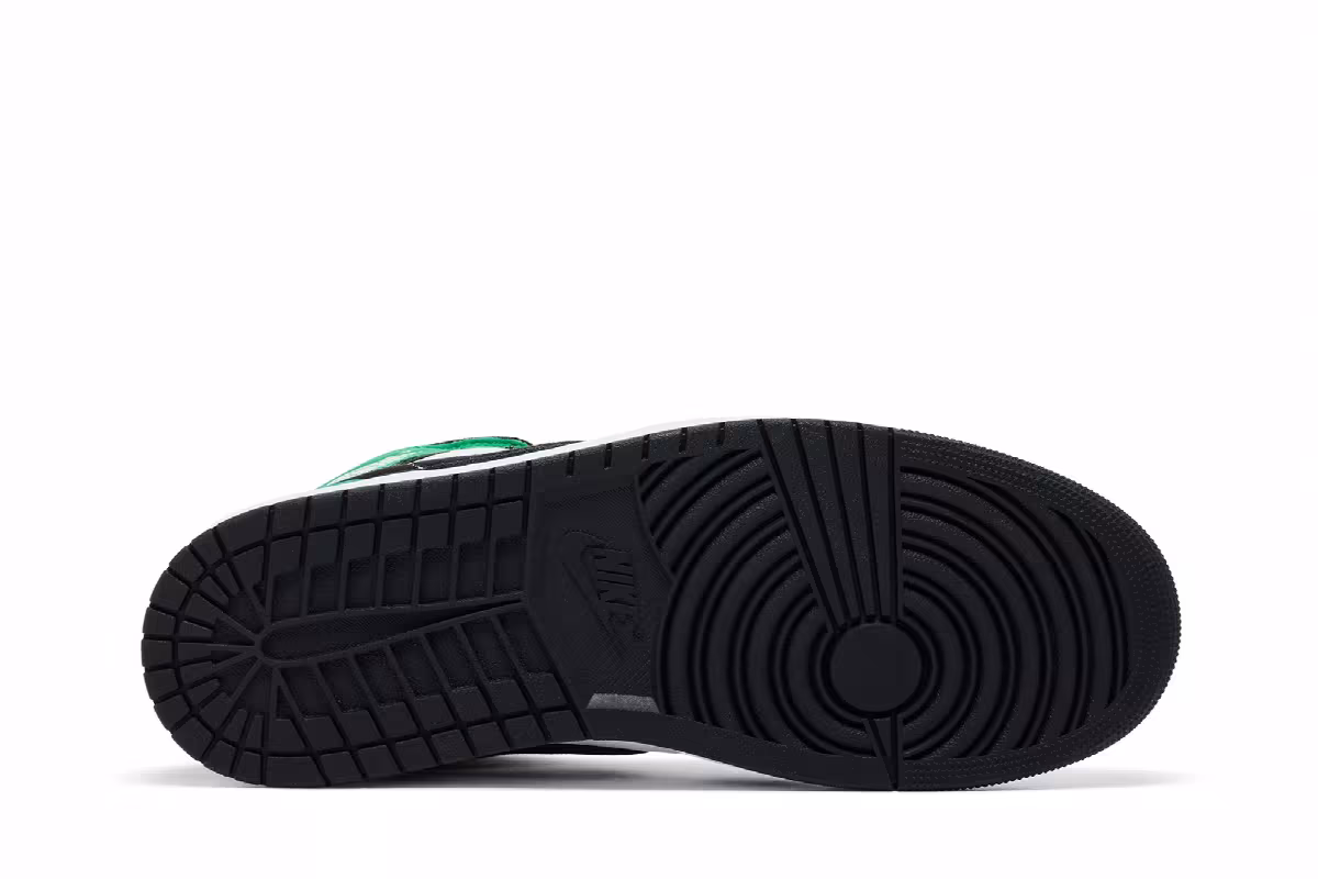 Air Jordan 1 Mid SE Lucky Green, view 5