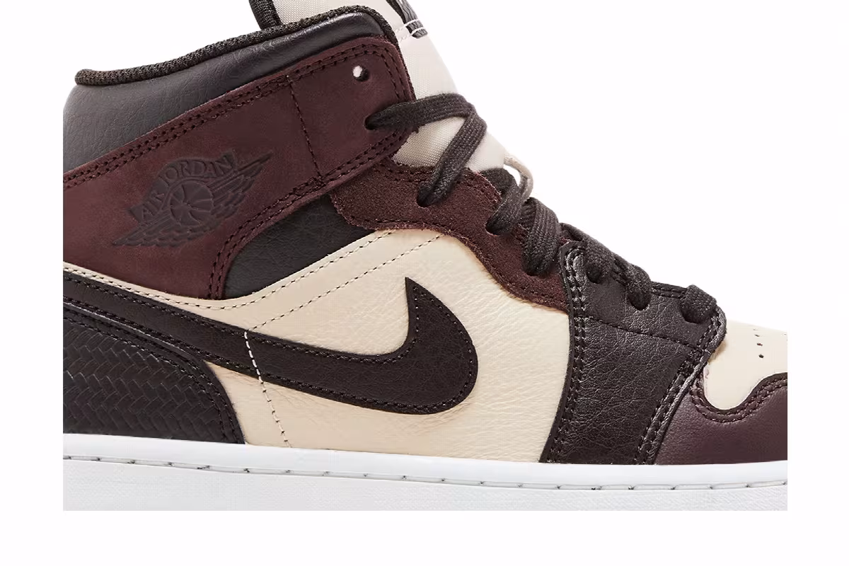 Air Jordan 1 Mid SE Paris YMCA, view 3