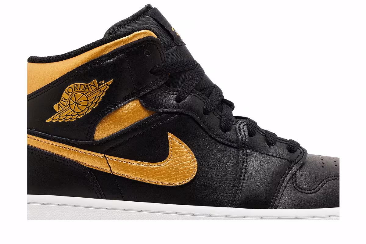 Air Jordan 1 Mid Black Metallic Gold, view 3