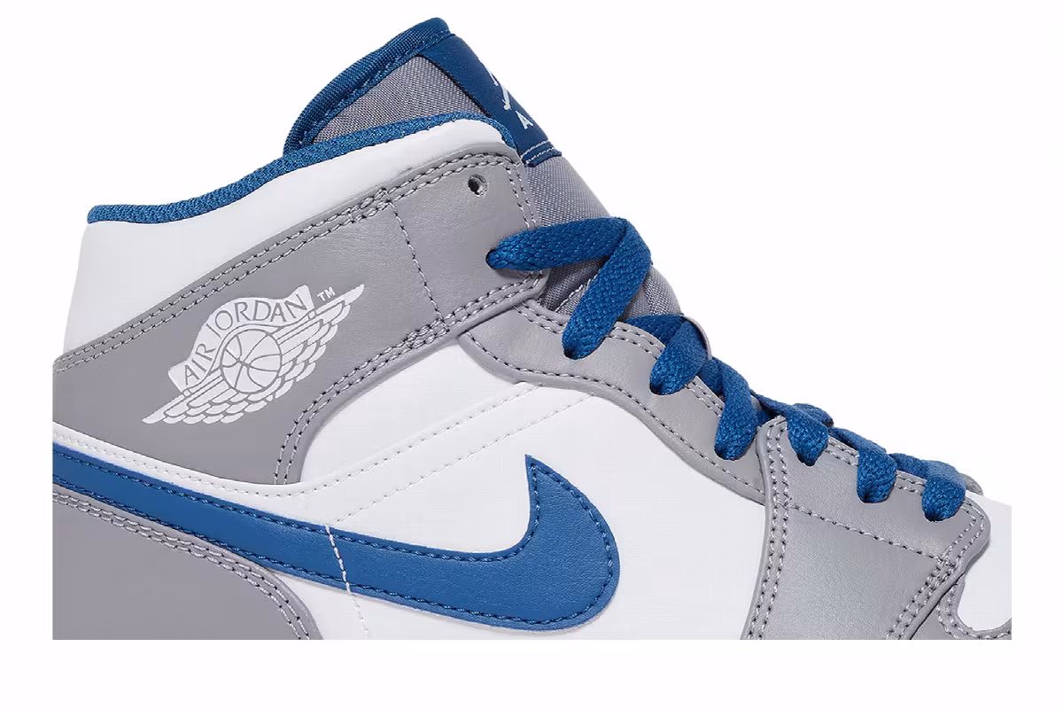 Air Jordan 1 Mid Cement True Blue, view 3