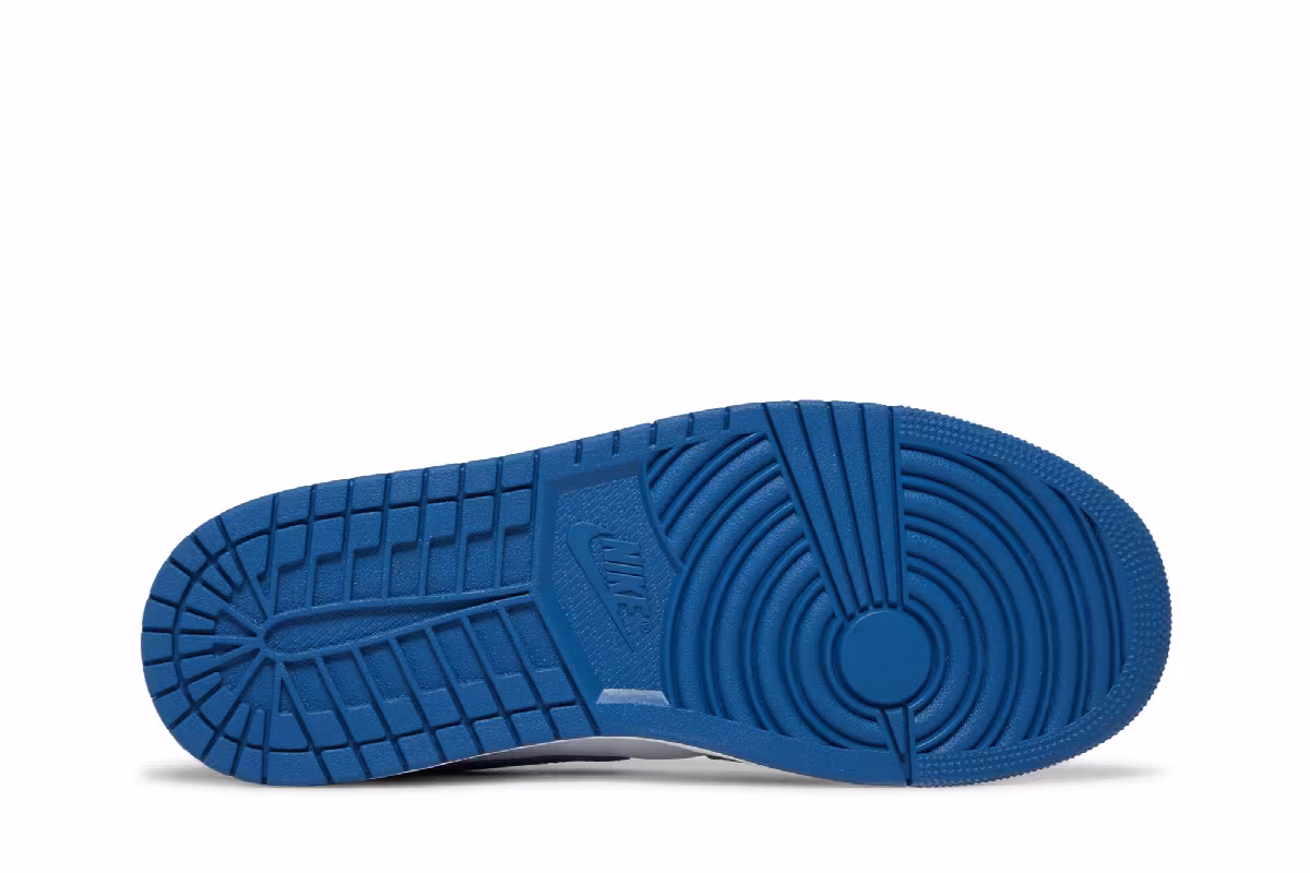 Air Jordan 1 Mid Cement True Blue, view 5