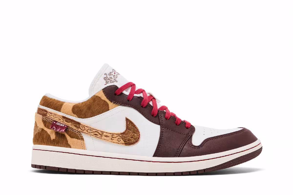 Air Jordan 1 Low SE Year of the Horse, view 2