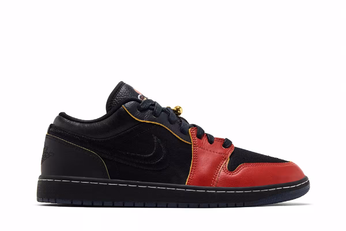 Air Jordan 1 Low SE Lucky Cat, view 2