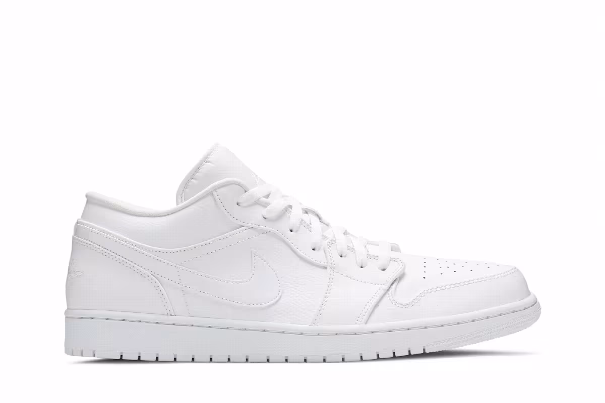 Air Jordan 1 Low Triple White, view 2