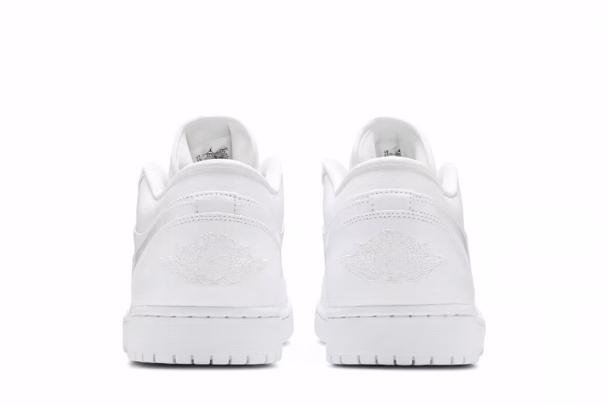 Air Jordan 1 Low Triple White, view 7
