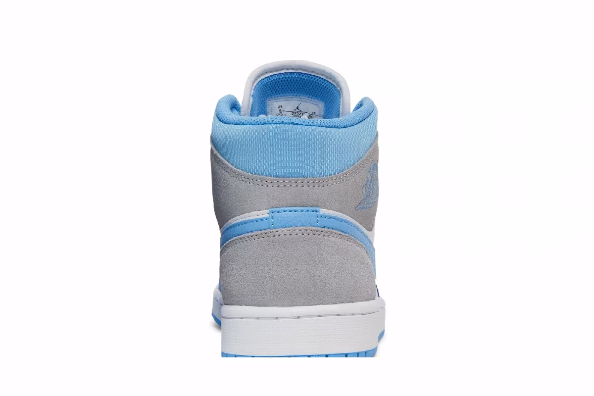 Air Jordan 1 Mid SE University Blue, view 8