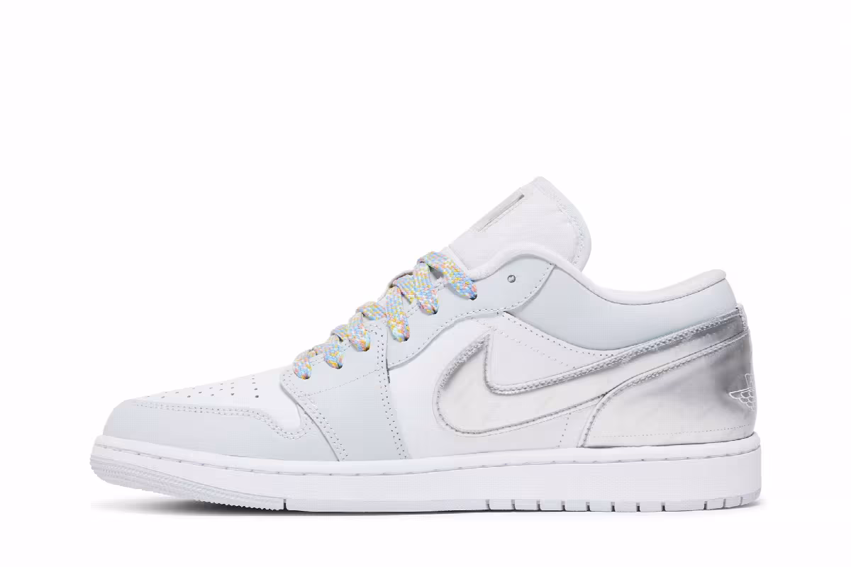 Air Jordan 1 Low SE Tear-Away, view 4