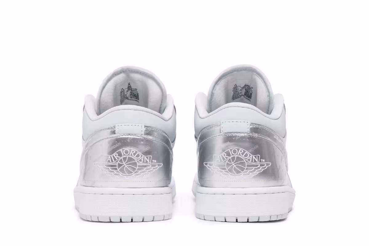 Air Jordan 1 Low SE Tear-Away, view 7