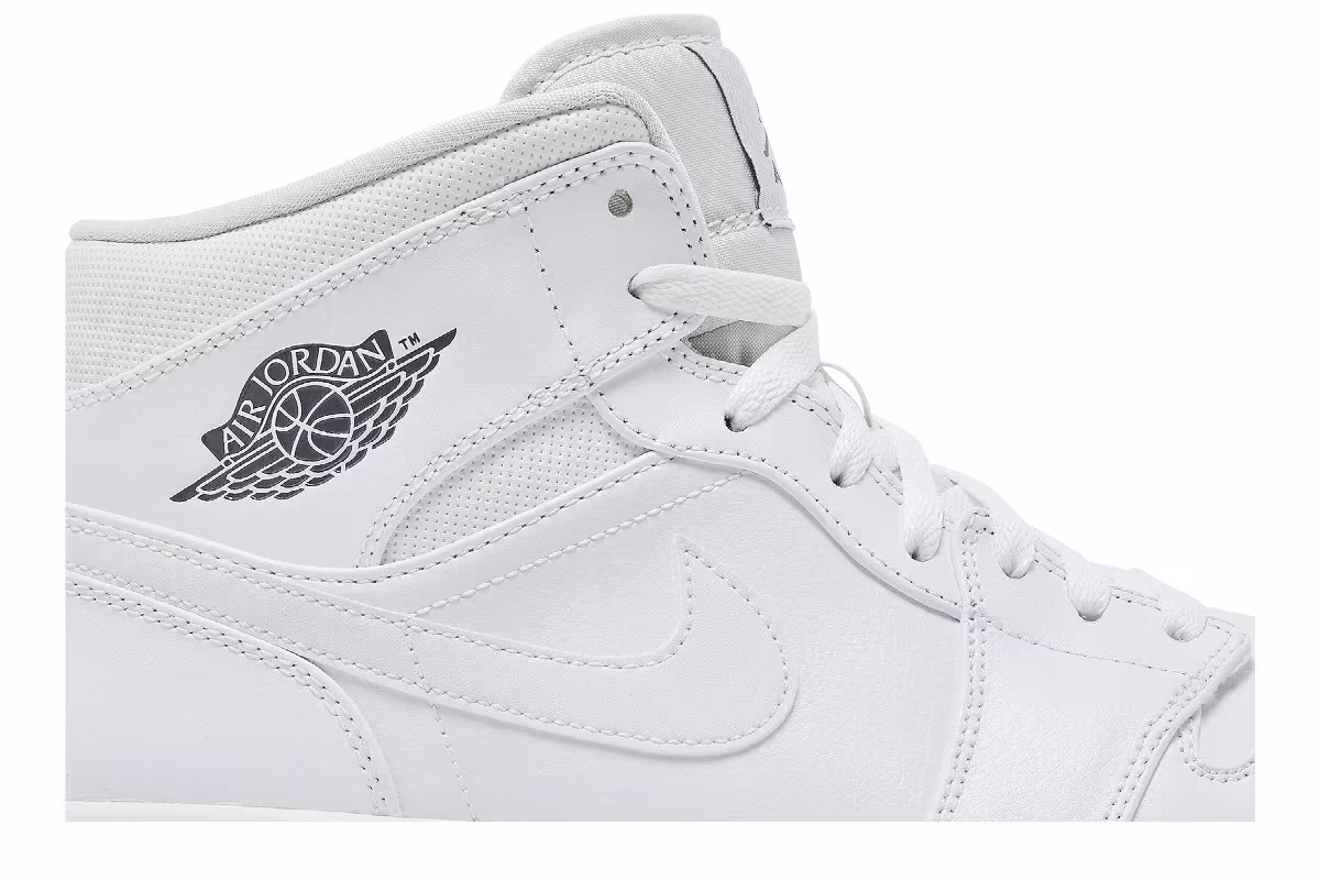 Air Jordan 1 Mid White Cool Grey, view 3