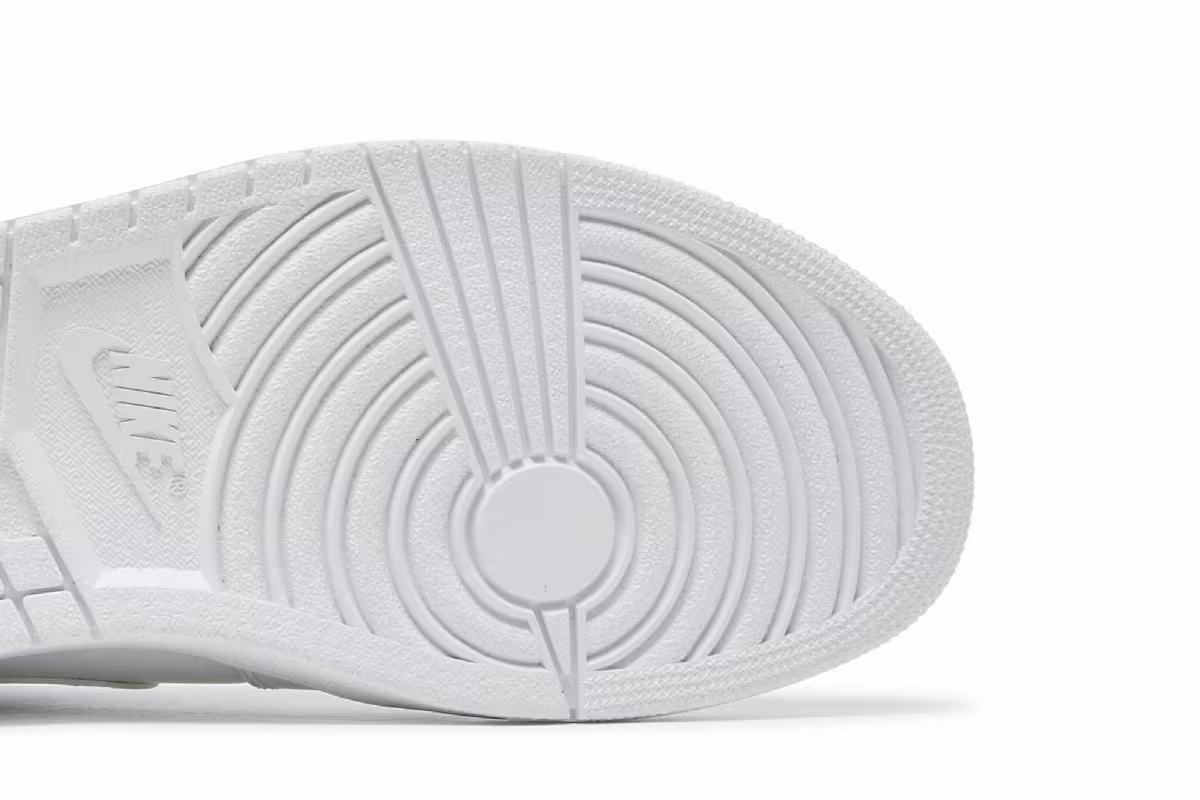 Air Jordan 1 Mid White Cool Grey, view 6