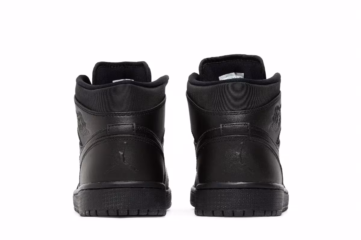 Air Jordan 1 Mid Black White, view 7