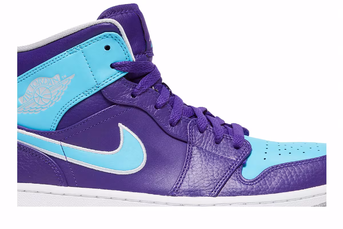 Air Jordan 1 Mid Hornet, view 3
