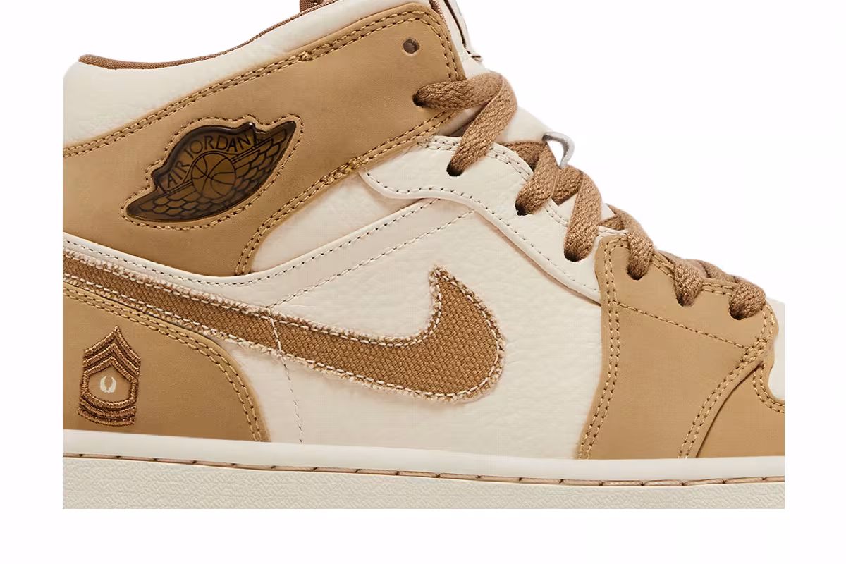 Air Jordan 1 Armed Forces, view 3