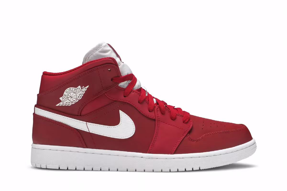 Air Jordan 1 Mid Gym Red 2.0, view 2