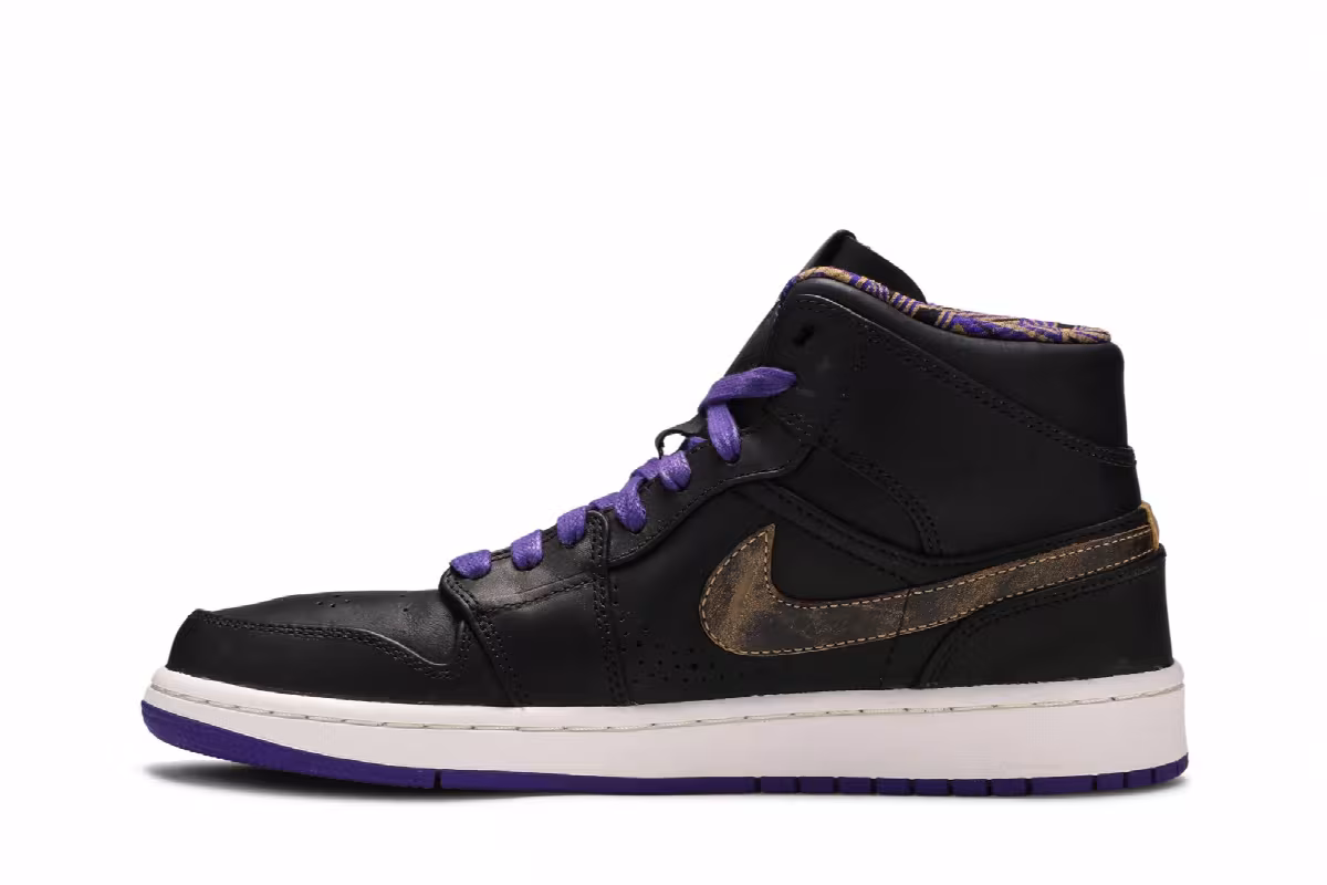 Air Jordan 1 Mid Noveau BHM, view 4