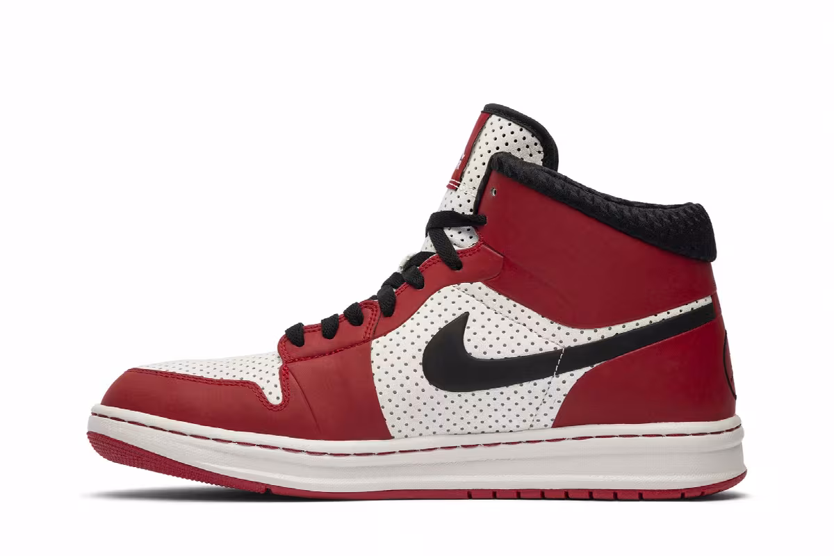 Air Jordan 1 Alpha Chicago, view 4